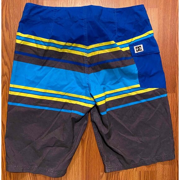 DC Shoes Board Shorts Mens 32 11" Striped Colorblock Beach Swim Trunks - Picture 2 of 6
